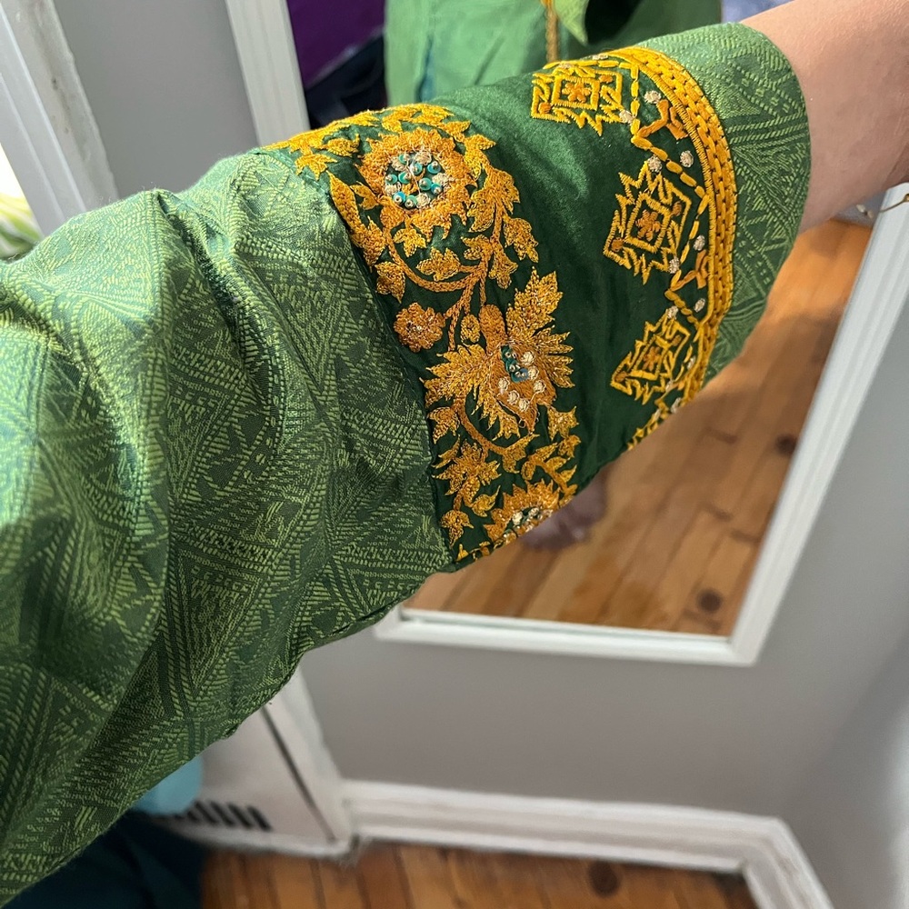 Beautiful shalwar Kameez - Picture 3 of 6